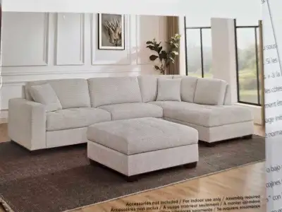 Thomasville Sectional Sofa new with tags, View more