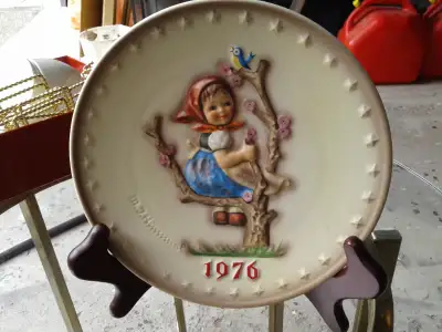 Hummel 1976 collector plate, View more