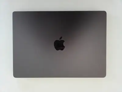 MacBook Pro 14" M4 – 16GB / 512GB / Space Black, View more