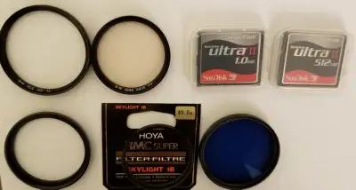 Filtre B+W UV transparent 55 mm avec revêtement (010) Filtre B+W 49mm Warm Polarizer Skylight KR1.5...