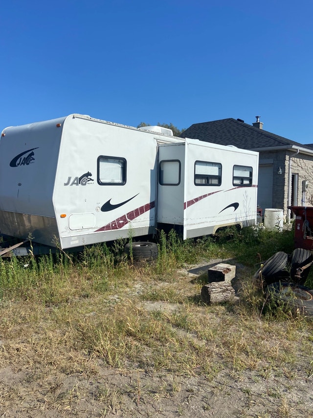 Camping trailer Travel Trailers & Campers Oshawa / Durham Region