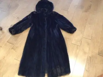 manteau vison femelle in All Categories in Quebec Kijiji Marketplaces