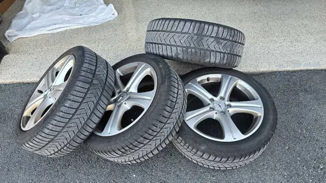 Mercedes rims and tires in Tires & Rims in Bedford - Image 3