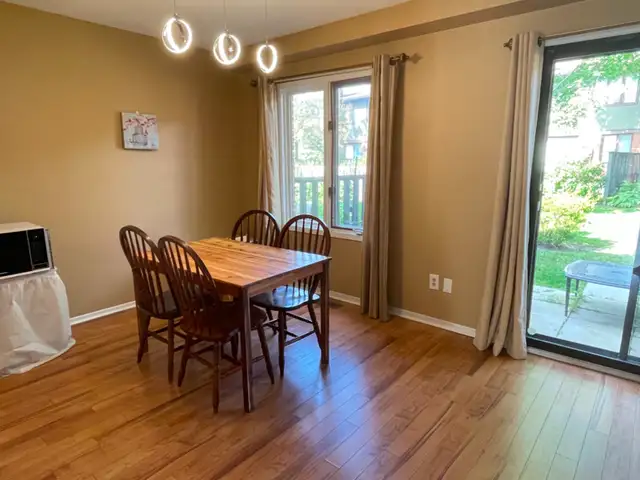 Beautiful 3 Beds 3 Baths - Townhouse