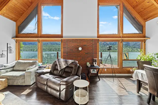 Lakefront Property - $1,175,000 in Houses for Sale in Penticton - Image 8