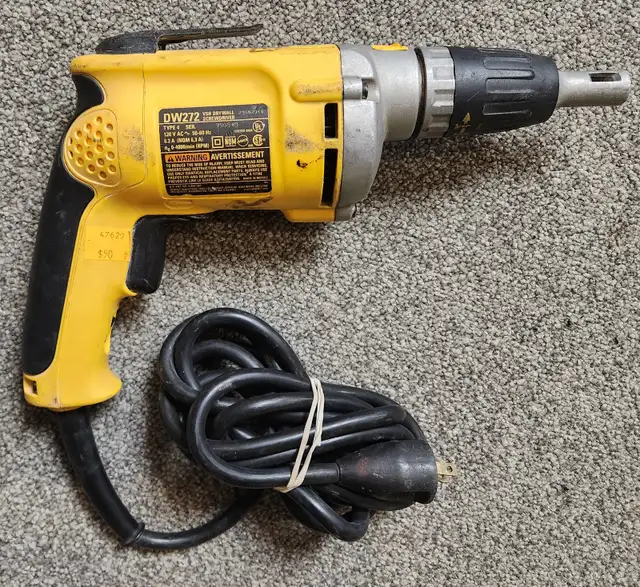 DEWALT 4000 RPM Variable Speed Reversible Drywall Screwdriver64840234368257121