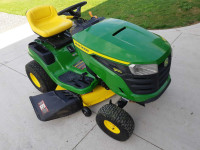 John deere S100 Lawn tractor 