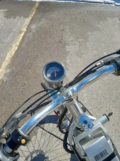 Vélo électrique EMTB, View more