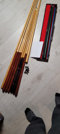 Pool Cues  -  9 Dufferin maple shafts - hardly used