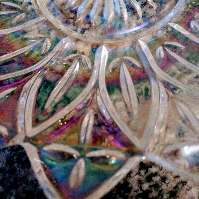 Petal Glass 2 TierTidbit Appetizers Dessert Mid Century Federal in Kitchen & Dining Wares in Charlottetown - Image 3