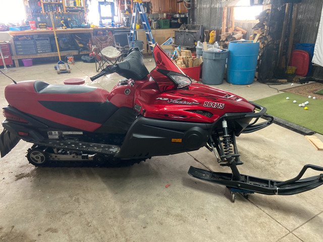 2006 Yamaha Vector 1000 in Snowmobiles in Stratford - Image 3