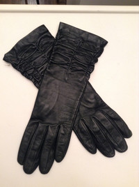 $25 for these vintage italian leather long leather dress gloves!