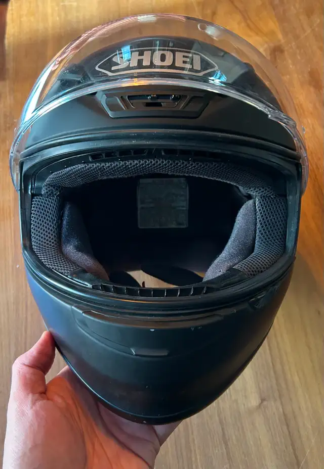Shoei RF-1400 Motorcycle Helmet in Motorcycle Parts & Accessories in City of Toronto - Image 3