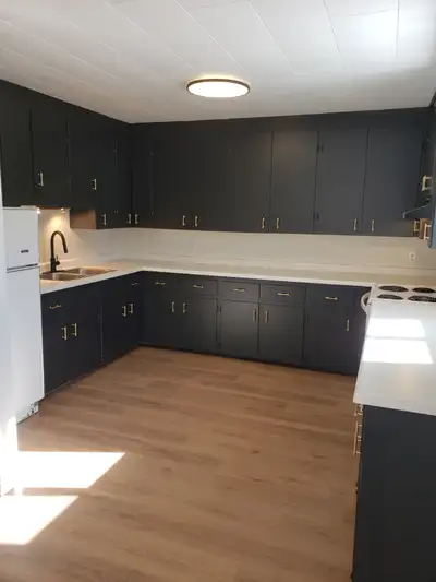 Renovated 3 Bedroom Duplex for Rent – 20 Mill Lane, Liverpool Welcome to 20 Mill Lane in Liverpool!...