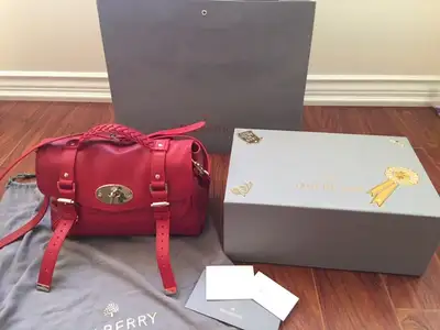 Authentic Mulberry Alexa Polished Buffalo Color: Bright Red Size: 30x25x15cm