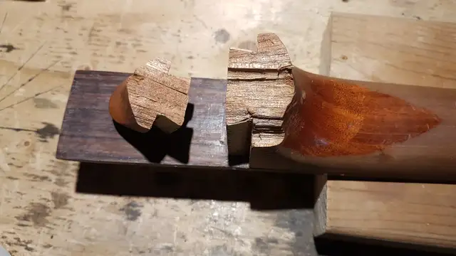 Luthier.64595463805059122