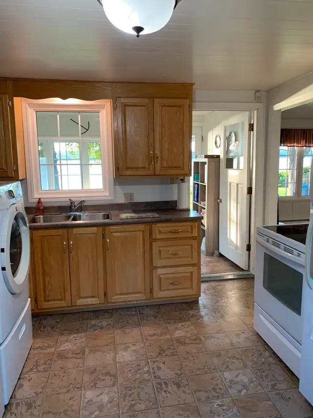 Waterfront cottage for rent in Miramichi in New Brunswick in Canada - Image 6