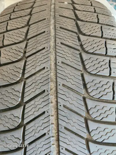 Price Reduced! 4 snow tires 245/50/r18 used 1 winter on a BMW X3. Good condition Michelin X snow. Se...