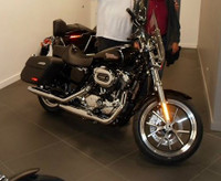 Moto Harley Davidson XL 120 2015