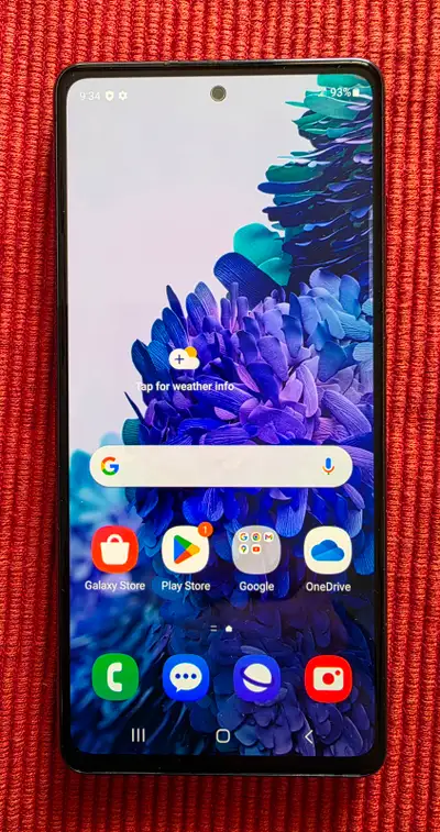 Samsung S20FE 128GB, 5G network cell phone near mint condition., View more