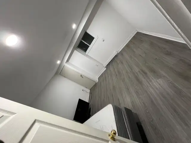 Chambre Privé \ Private Room -  Full house \ Maison in Room Rentals & Roommates in City of Montréal - Image 4