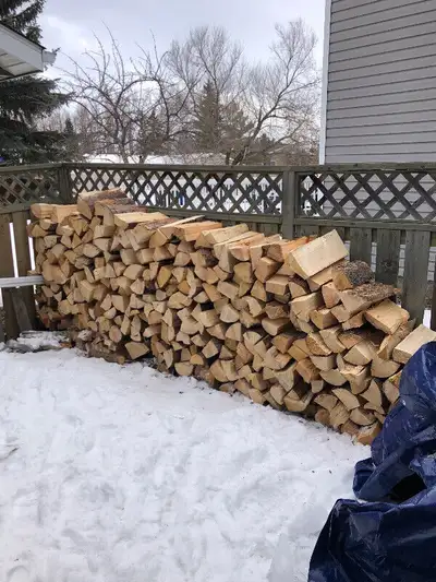 Dry Spruce, pine, Tamarack, Birch, or White Poplar fire wood. Quantities from a truck load up to 2 c...