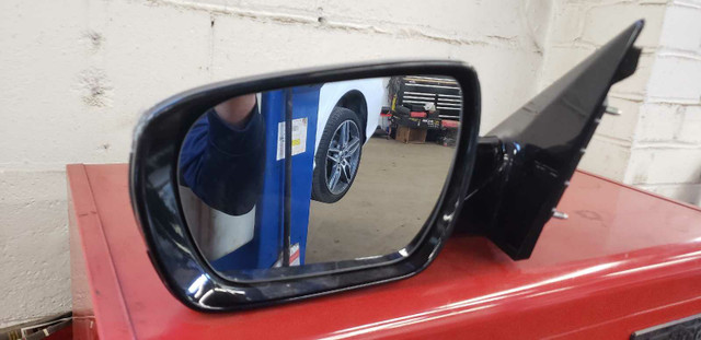 Hyundai Santafe Side Mirror Clean in Auto Body Parts in City of Toronto - Image 2