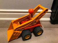 Rare Vintage 1970s Fisher Price Toys 300 Husky Helpers Loader