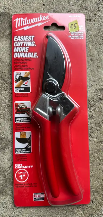 Milwaukee Pruner, View more