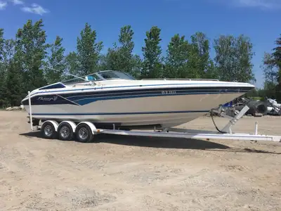 Acheteur sérieux deux moteur 350 bien entretenue 900hrs vient avec toile et trailer toit campeur gra...