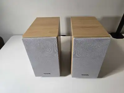 Panasonic stereo speakers , View more