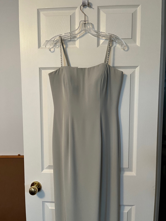 2 pc  gown    in Women's - Dresses & Skirts in St. Catharines - Image 3