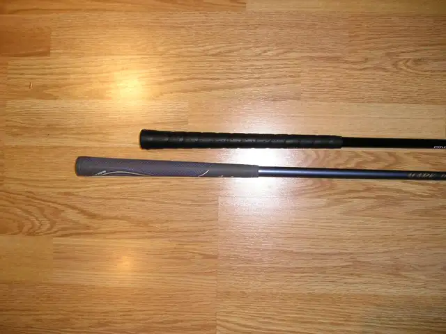 Golf club 3 irons - Wilson Staff & Tommy Armour Super Scot in Golf in Windsor Region - Image 6