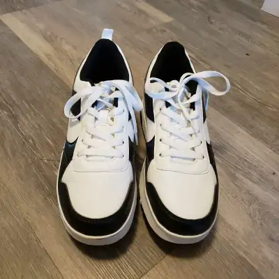 Wheel shoes size W9/9.5 M7.5/8, View more