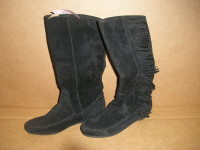 NEW!  Low Black Boots with Fringe, Size 7