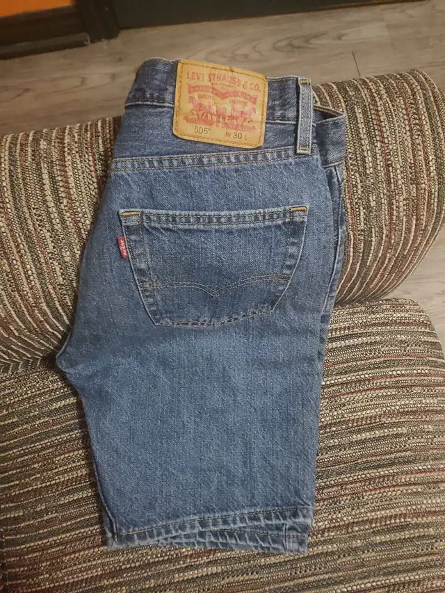 Women's Levi Shorts  in Women's - Bottoms in London - Image 4