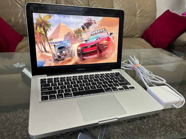 Apple MacBook Pro 500 gb Storage Core i5 Intel 13 inch 8 gb Ram in Laptops in Mississauga / Peel Region