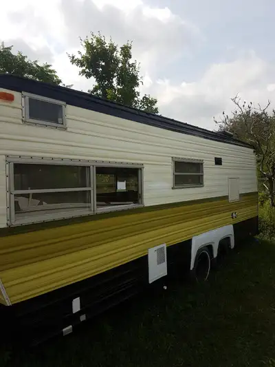 - all aluminum - insulated - no heavy air unit on roof - removable window for air conditioner - new...