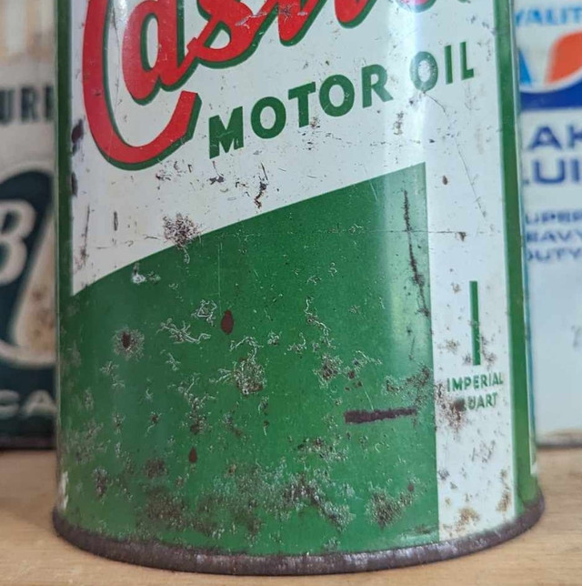 Vintage 1930's Castrol Wakefield Motor Oil Imperial Quart Can in Arts & Collectibles in Summerside - Image 3