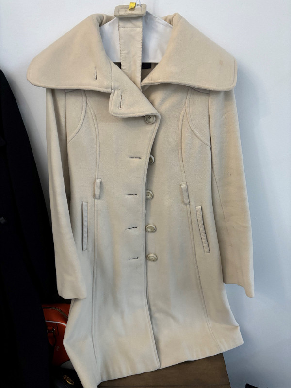manteau en laine et cashemire Mackage Coat wool and cashemire dans Femmes - Hauts et vêtements d'extérieur  à Ville de Montréal