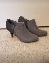 4-inch grey suede ankle booties (size 5)