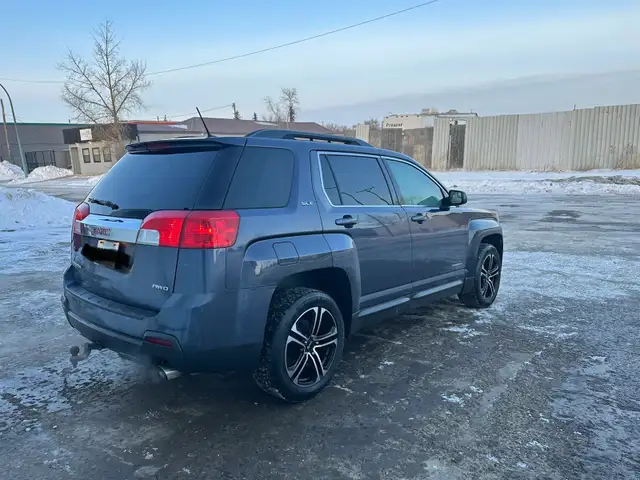GMC Terrain 2013 V6 AWD in Cars & Trucks in Saskatoon - Image 7