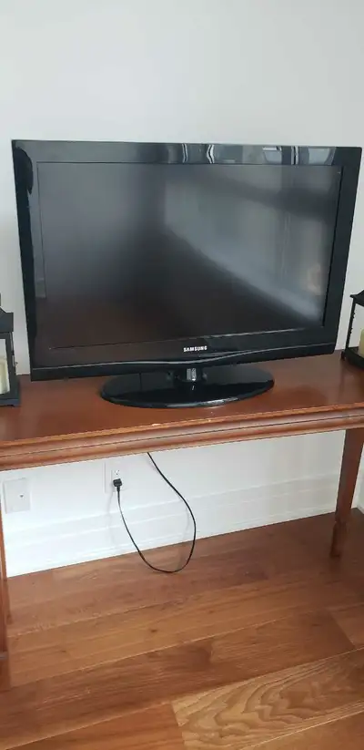 32" inch Samsung  tv, View more
