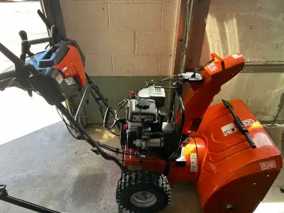Husqvarna ST330 snowblower , View more