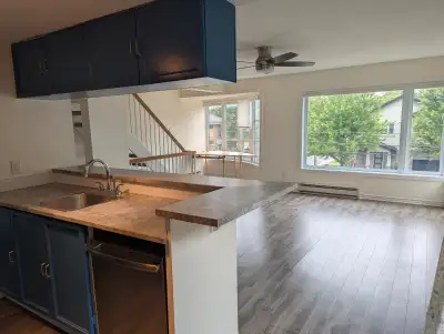 2 bedroom stacked condo next to experimental farm $2100/month