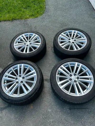 Four 17" alloy rims and all season tires (Pirelli P7 Plus 3 205/50R17) with 13k km use. Wheels are S...