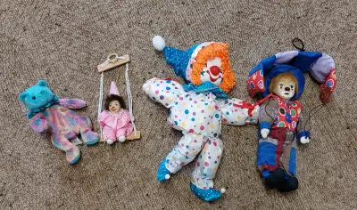 Beanie Baby December Bear Clowns (1) Musical plus more, View more