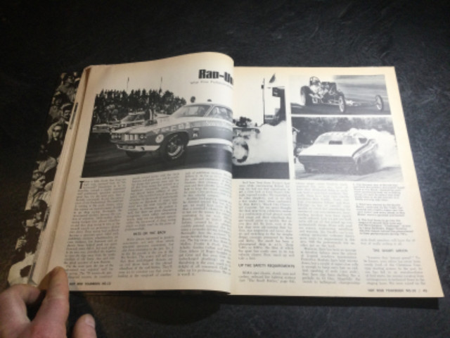 1970 Hot Rod Yearbook #10 Drag Racing Funny Cars Stock Cars Baja in Non-fiction in Parksville / Qualicum Beach - Image 4