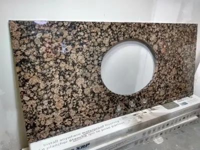 Exquisite marble countertop with round cut out. Perfect condition. 49" x 22" x 7/8" approx. Cutout i...