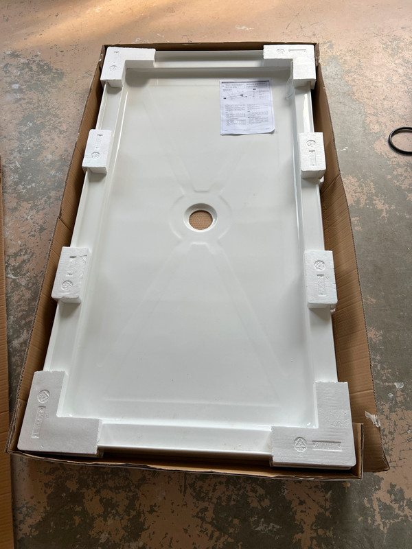 Brand New - Ove 60”x32” Acrylic Shower Pan in Plumbing, Sinks, Toilets & Showers in Victoria - Image 2